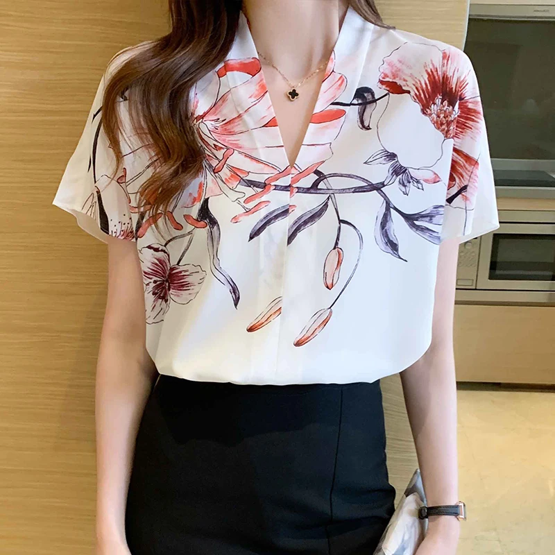 

Women's Shirt Summer Floral Blouses for Women Short Sleeve Tops Women Printing V-neck Blouse Tops Female 2021 Woman Basic Shirts