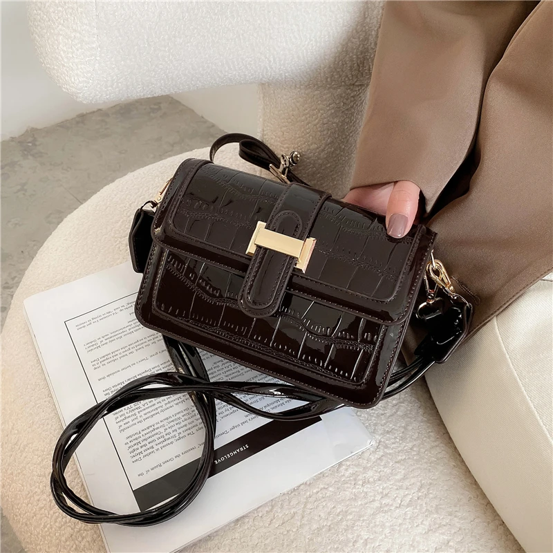 

Vintage Crocodile Effect Lacquered Small Crossbody Bags For Women Glossy Patent Buckle Belt Twisted Strap Female Shoulder Bags