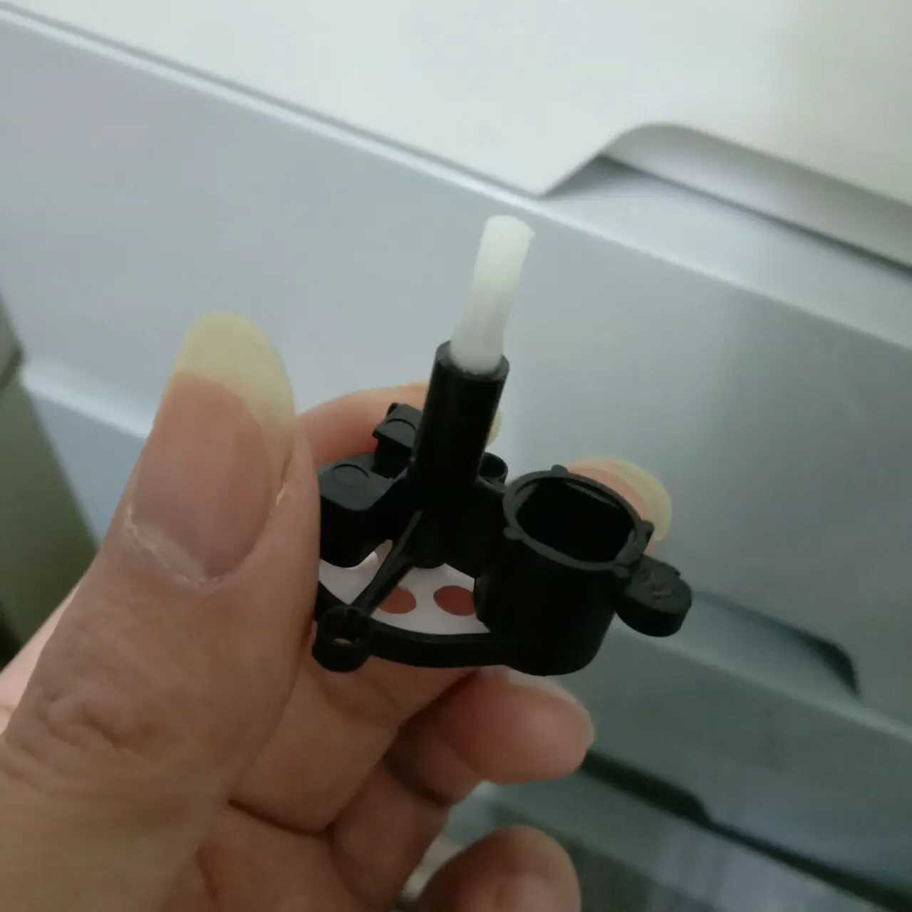 

Часть дрона контактирует с продавцом, пожалуйста