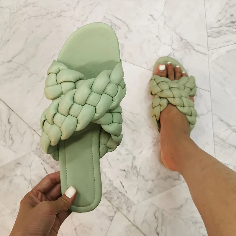 

New Women's Sandals Fashion Leather Flat Shoes Woman Slip on Slides Outside Woman Summer Shoes Beach Shoes Cross Ladies Sandal