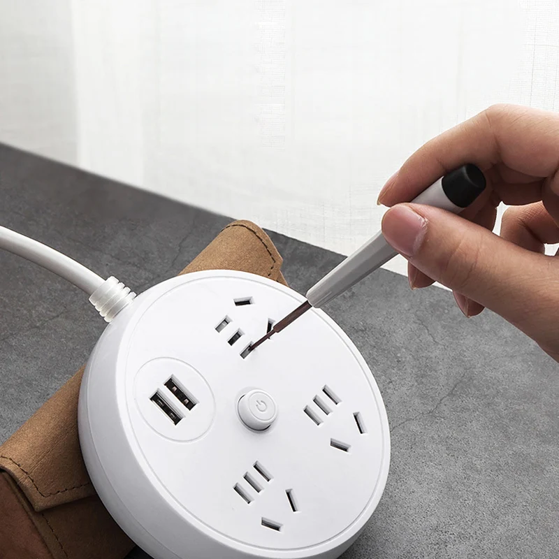 Лидер продаж 2021 удлинитель с защитой от перенапряжения и выдвижным шнуром умным