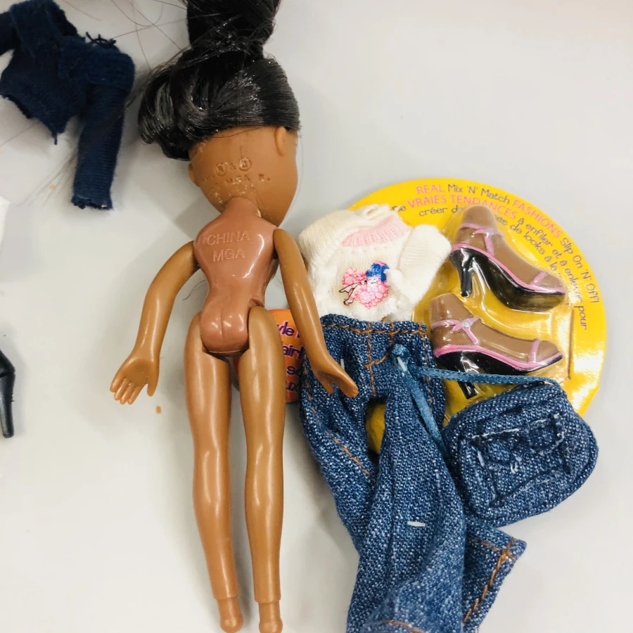 12 см оригинальная модная фигурка, оригинальная милая маленькая кукла BratzDoll с красными волосами и красивой одеждой, лучший подарок для ребенка
