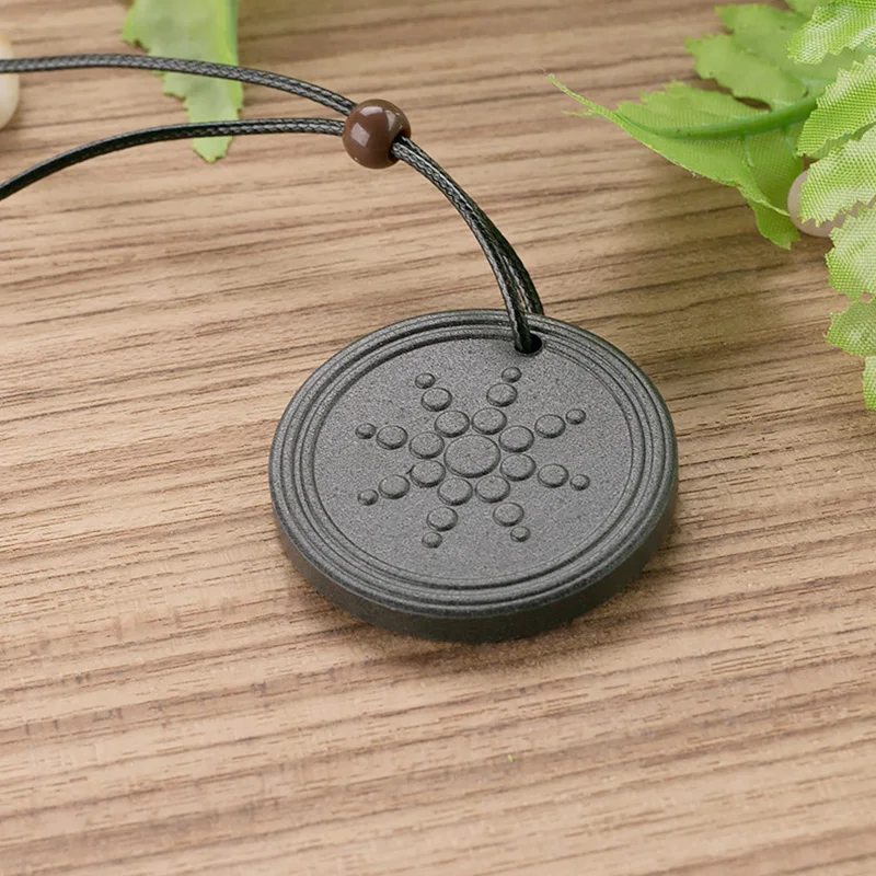 Ожерелье с подвеской из вулканического камня|Ожерелья подвеской| |