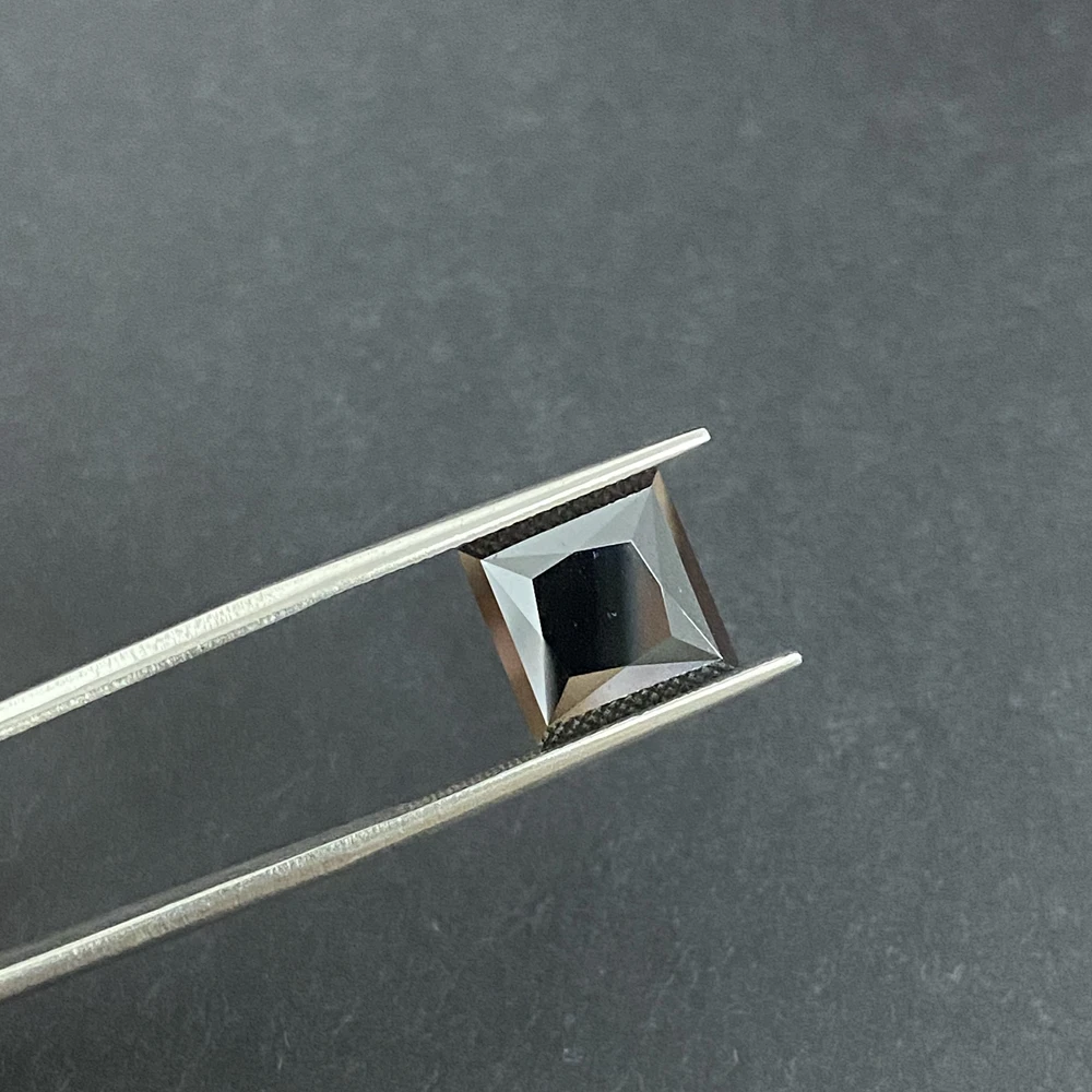 Черный синтетический драгоценный камень GRA в стиле принцессы с муассанитом 5 5*5 мм