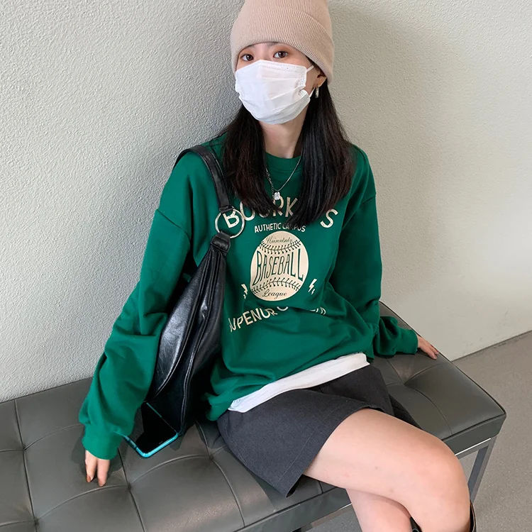 

Свободная Толстовка с принтом бейсбольных букв