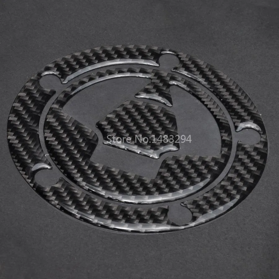 Наклейка на крышку топливного бака 3D Защитная из углеродного волокна