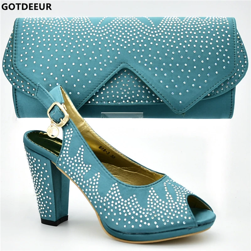Итальянская женская обувь и сумка в комплекте украшенные стразы комплект из