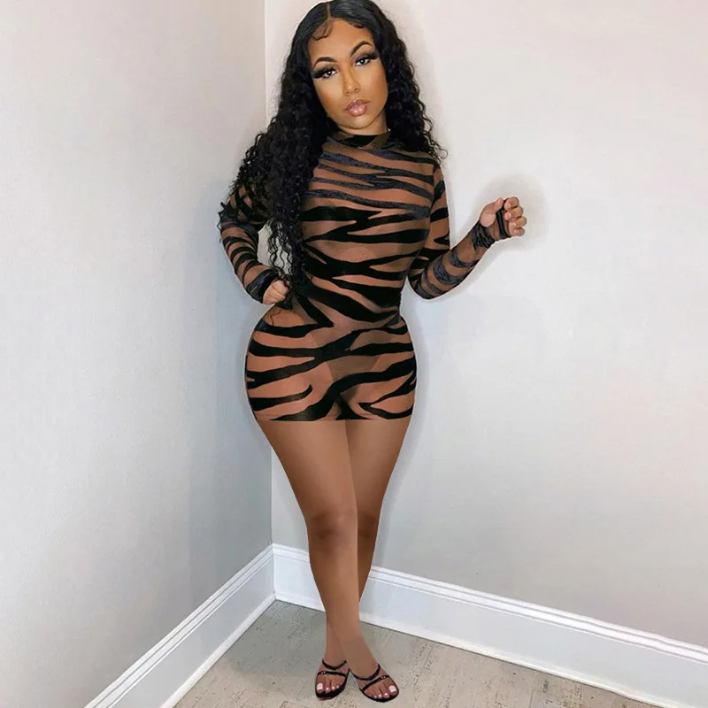 Прозрачное Сетчатое платье-мини в полоску с длинным рукавом |