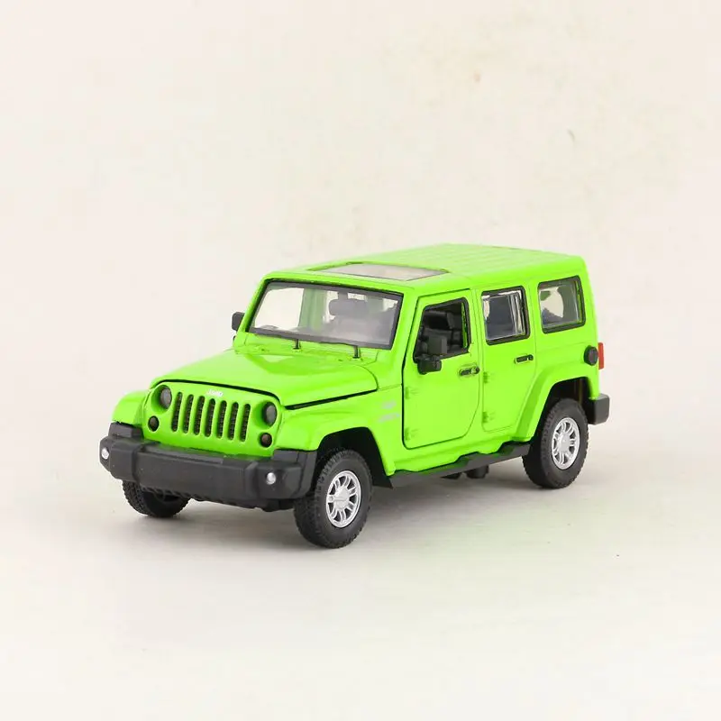 Зеленый /Литье под давлением модель игрушки/1:32 Масштаб/Jeep Wrangler Супер спортивный автомобиль/оттяните назад/звук и свет/Набор для обучения/подарок - Цвет: Зеленый