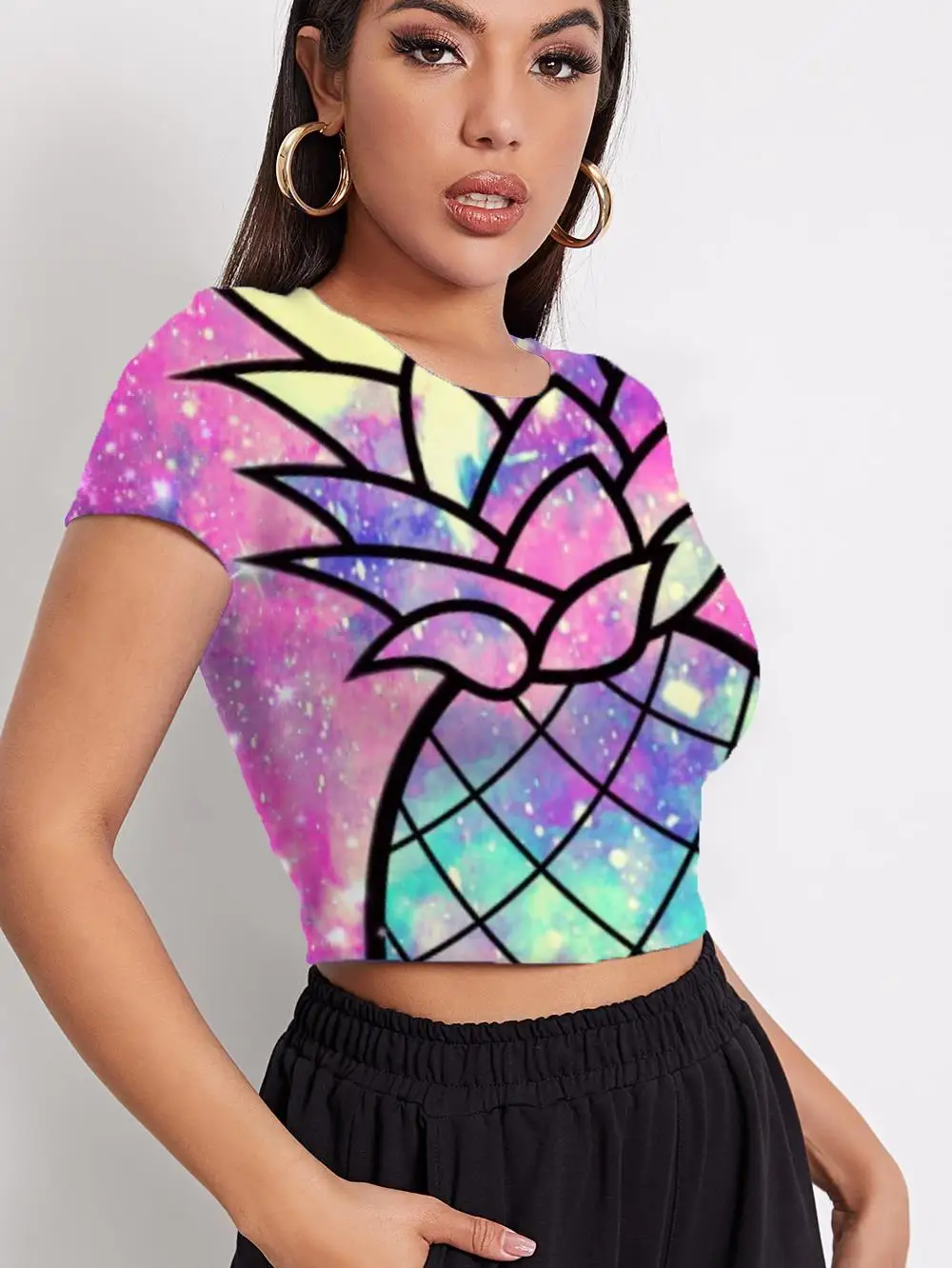 Футболка женская с рисунком ананаса повседневная разноцветная рубашка принтом