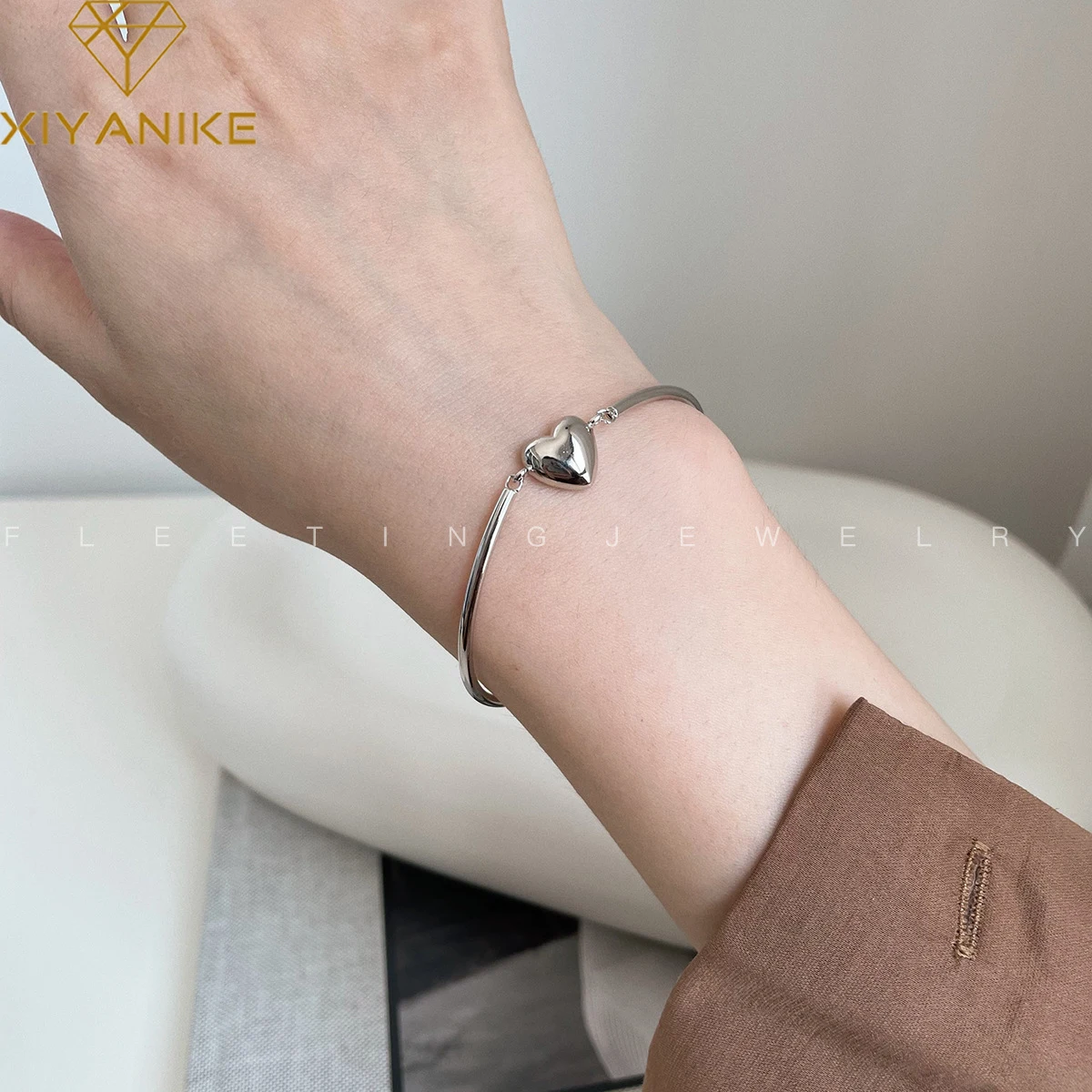 

XIYANIKE Silver Color Cute Love Heart Bangle Bracelet For Women Girl Fashion Jewelry Gift Valentines Day браслеты на руку