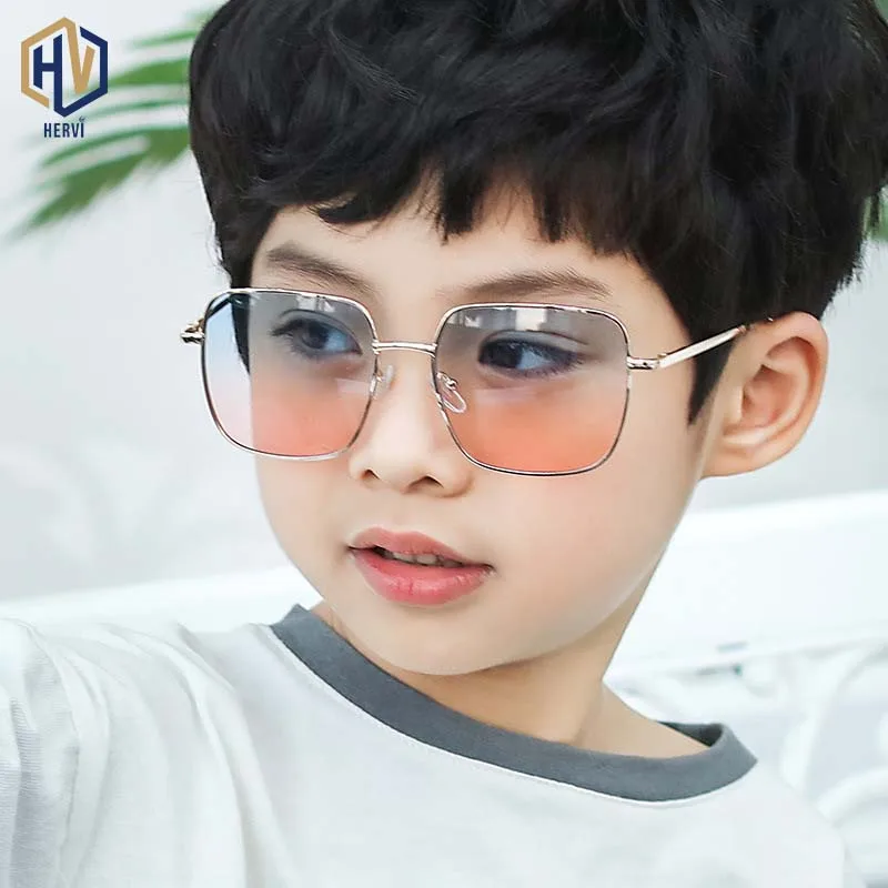 Модные квадратные солнцезащитные очки для мальчиков и девочек в металлической