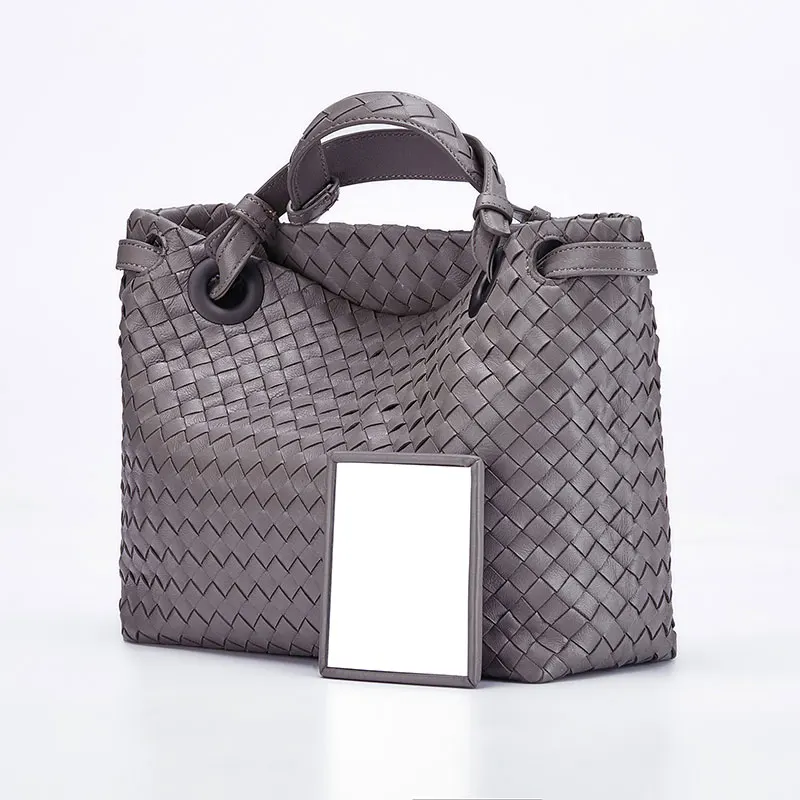 

2021 New Large Capacity Woven Lambskin Leather Handbag Luxury Designer Shoulder Bag For Women Shopper Totes With Mirror