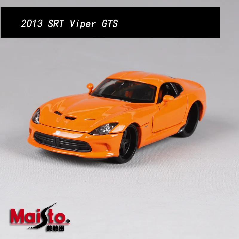 2013 GTS Maisto 1:24 Mercedes-Benz AMG GTsimulation модель автомобиля из сплава украшение Коллекция игрушек инструменты подарок - Цвет: 2013 GTS