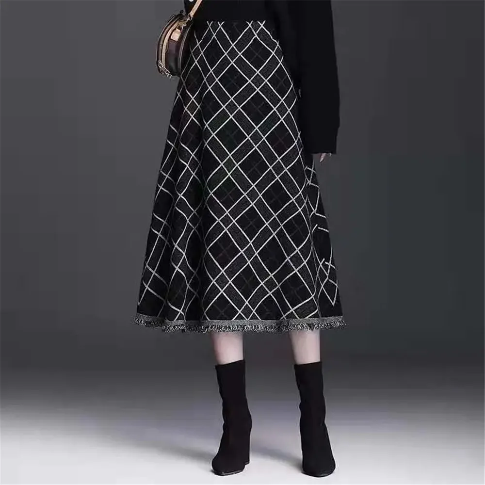 Свитер средней длины в клетку вязаная юбка Женская осенне-зимняя трапециевидная