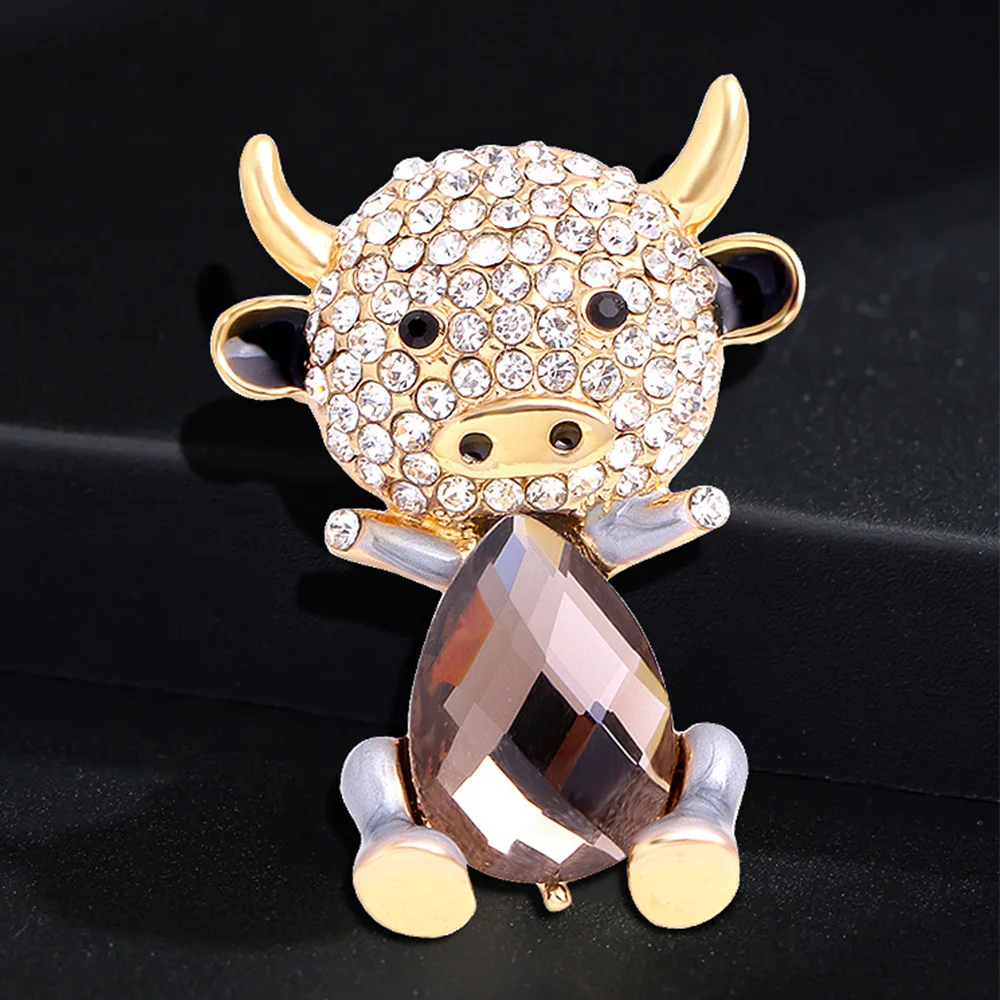 Симпатичные Броши Стразы с кристаллами в виде мультяшного быка для женщин 2021