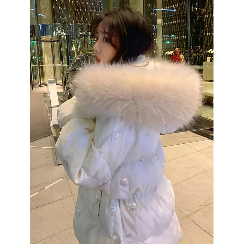 Белая зимняя куртка с хлопковой подкладкой короткая женская теплая большим