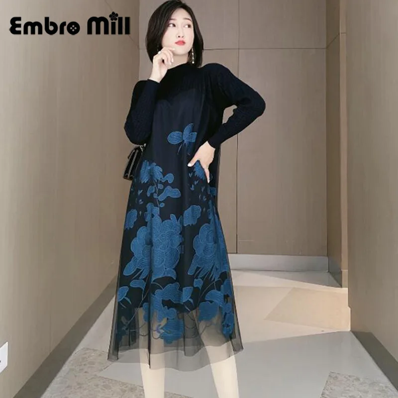 

Autumn And Winter New Embroidery Splicing Knitted Lady Chinese Style Pullover Loose Sweater Dress S-2XL
