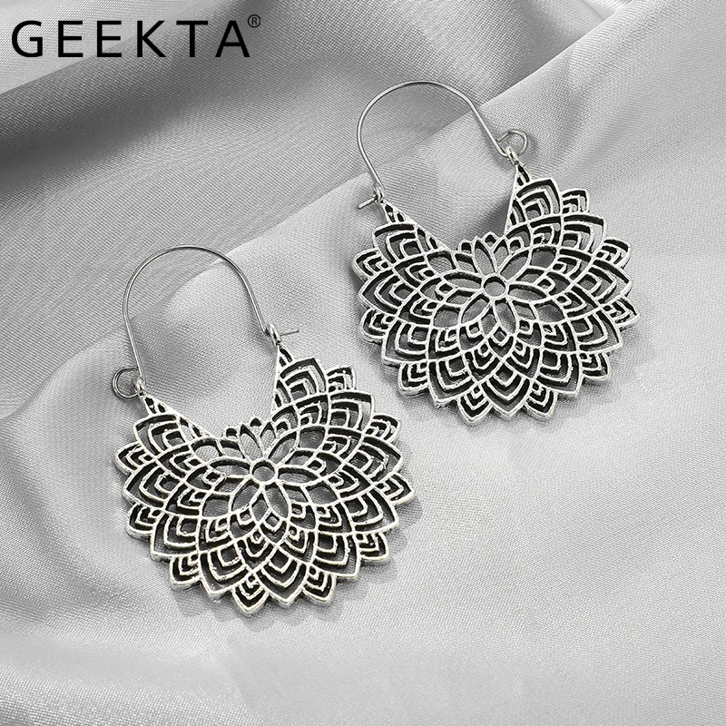 Женские серьги кольца с цветком лотоса винтажные геометрические золотого и