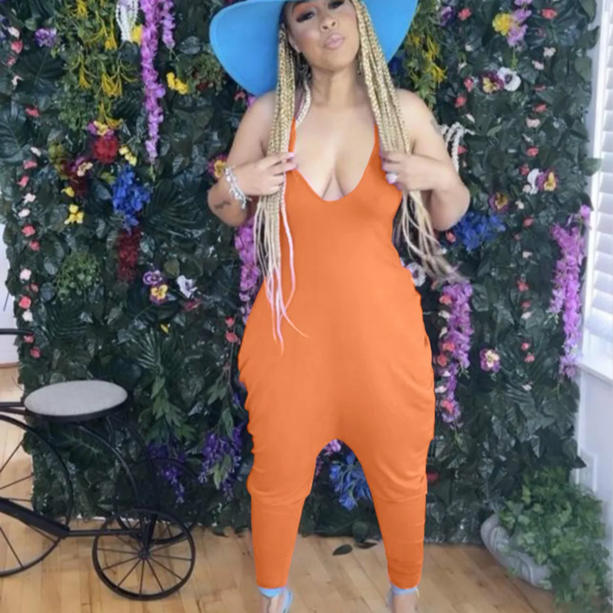 

Women's Loose Solid Color Suspenders Casual Baggy Pants Jumpsuit