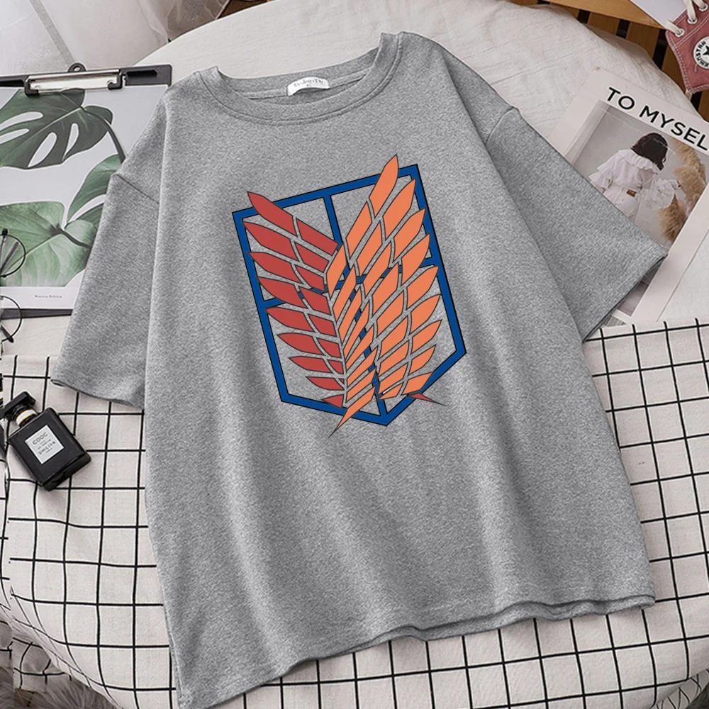 

Anime Women Attack On Titan Manga Corta T Shirts Tumblr Camisetas Verano Mujer Round Neck Tops Short Sleeve Tee Tshirts