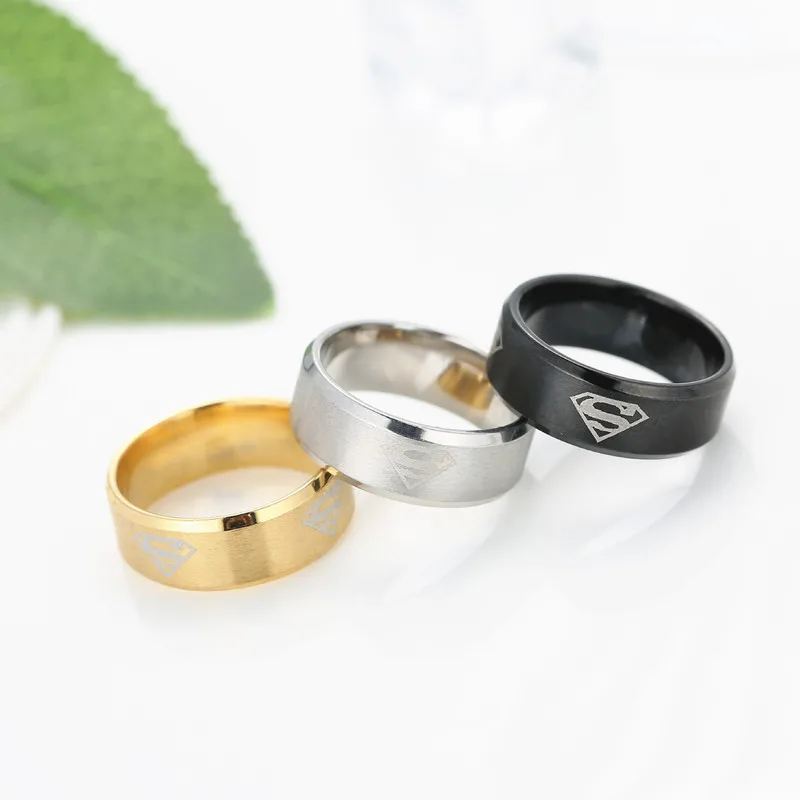 1 шт. аниме кольца супермена для женщин и мужчин золото серебро черного цвета