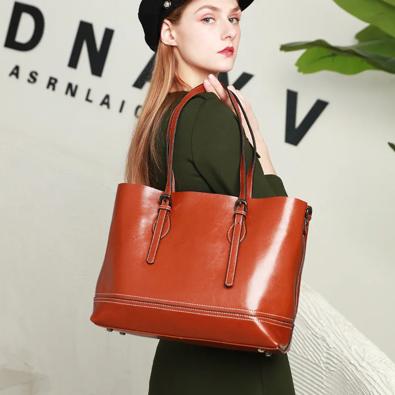 

Women Handbag Genuine Leather Tote Bags Tassel Luxury Women Shoulder Bags Ladies Leather Handbags Women Fashion Bags Lady C1257