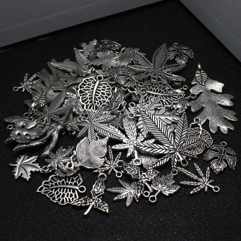 

25pcs Mixed Bracelets Charms for Jewelry Making Metal Maple Leaf Charm Pendants Tibetan Silver Charm Wholesale Components DIY