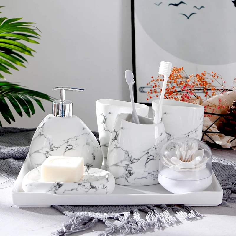 

Подарочный керамический набор аксессуаров для ванной комнаты в скандинавском стиле с мраморной текстурой, диспенсер для мыла, держатель дл...