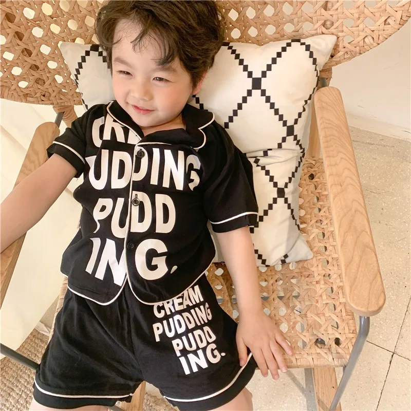 Детская летняя одежда шорты с короткими рукавами два комплекта От 3 до 8 лет