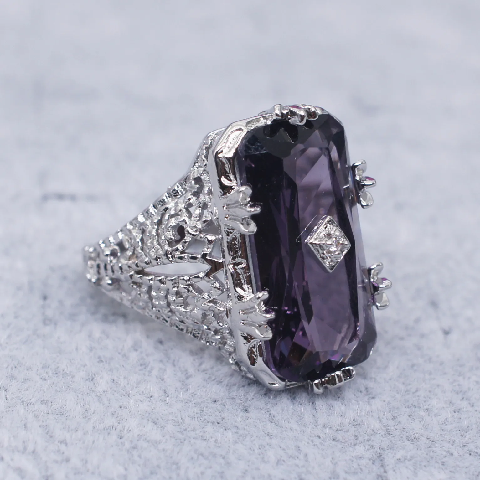 

Natyral Amethyst S925 Sterling Silver Diamond Rings Anillos De Bizuteria Bague Jaune Kyanite Silver Color Diamante Jewelry Rings