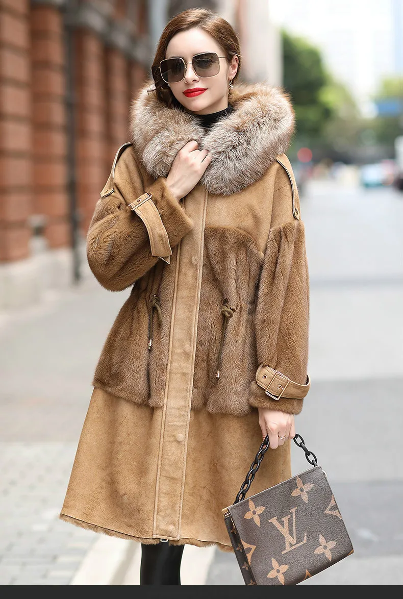 Fashion Fox Hooded Sheepskin Wool One Woman Shearling Coat Mink Fur Grass Winter