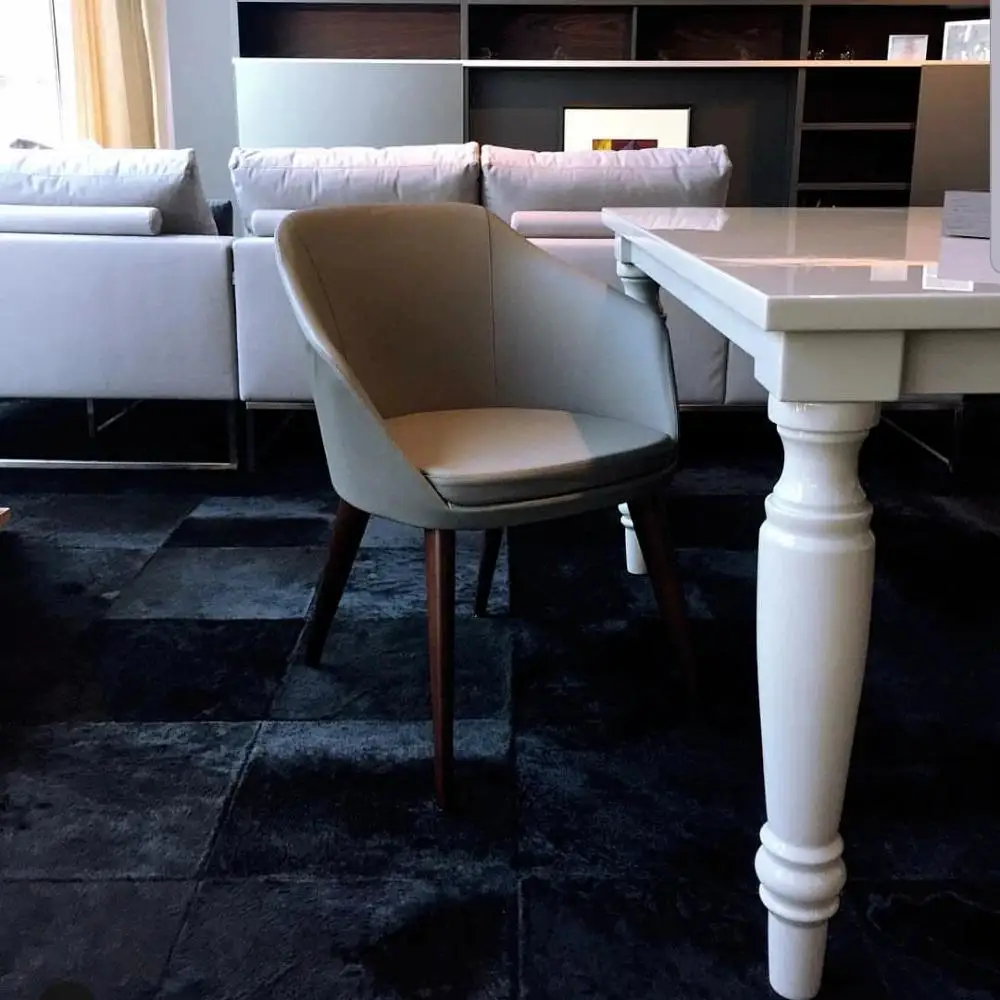 Коврик из воловьей кожи черного цвета|Ковер| |