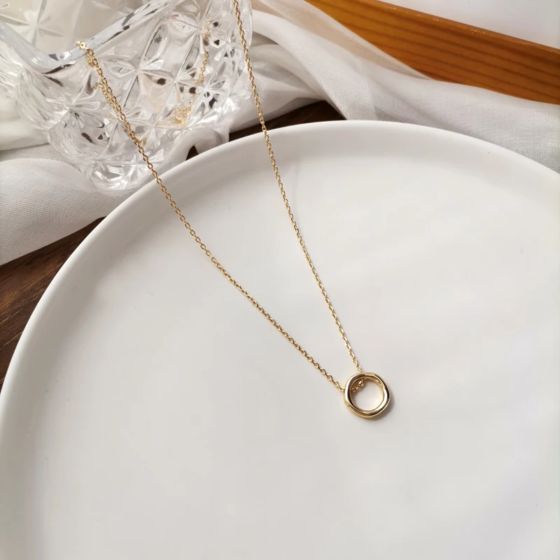 Цепочка с круглым кулоном Mihan 2021 | Украшения и аксессуары