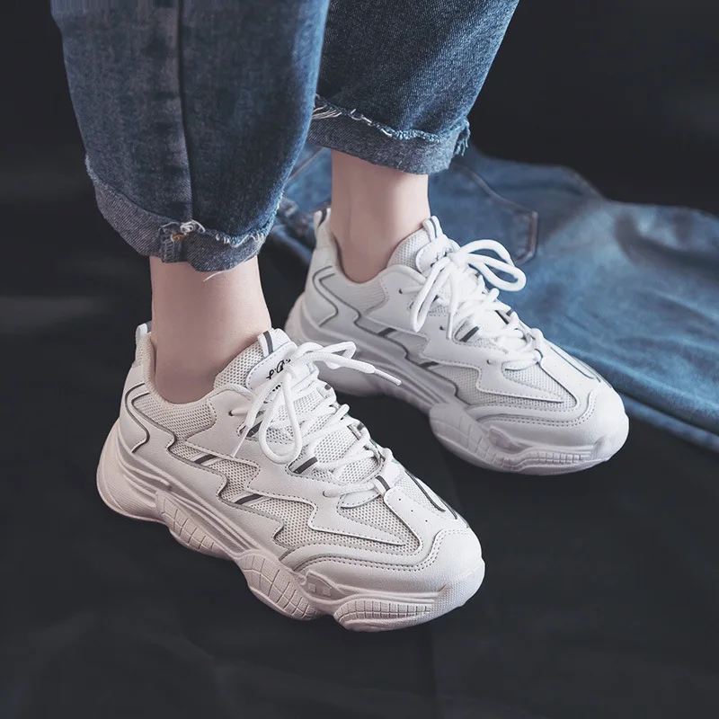 Женские кроссовки на платформе в стиле ретро белые из дышащей сетки C2 13 осень