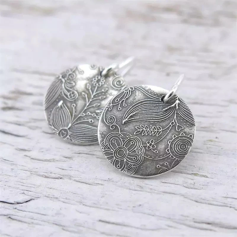 

Classic Vintage Engraving Flower Sunflower Pattern Women Earrings Wedding Engagement Earring Prom Party Jewelry Accessories