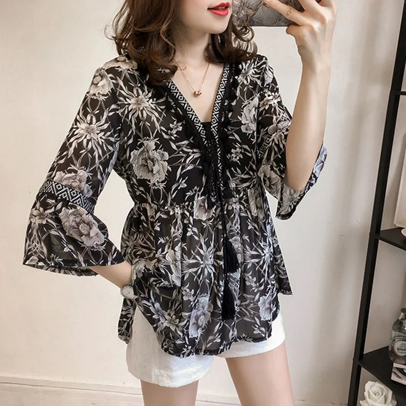 

Women Summer Tops Chiffon Tassel Splice V Neck 3/4 Sleeves Baggy Tops SWD889