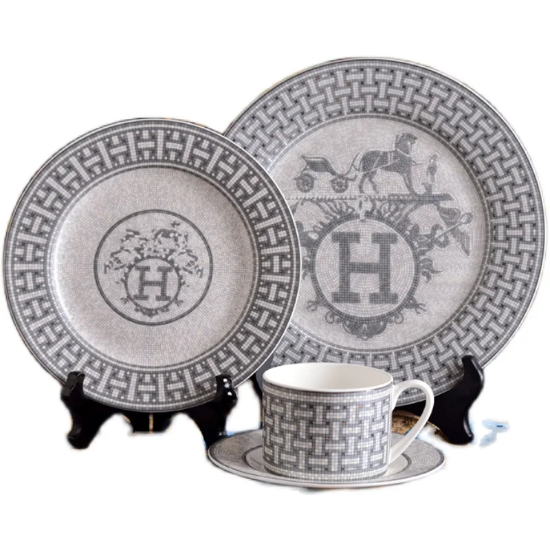 

Four piece set of silver plate, cup and plate, European Ceramic Western food plate, steak plate, coffee cup and plate