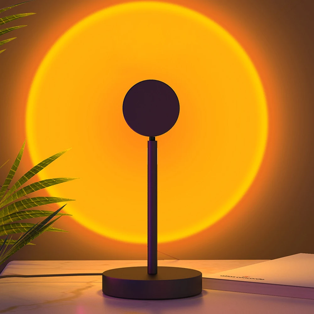 

5W RGB Sunset Rainbow Projection Lamp USB Remote Control Table Night Light for Bar Coffee Store Holiday Party Background Decor