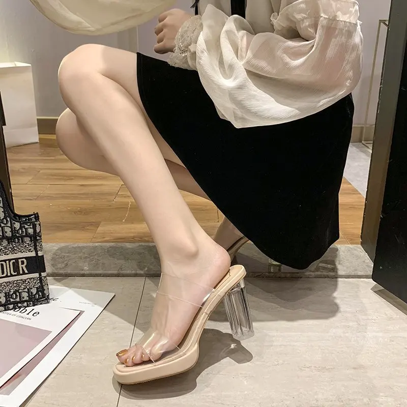 

2020 Fashion hot PVC Transparent Slippers Open Toe Heel Women High Heel Crystal Women's Shoes Transparent Slippers Size 35-42