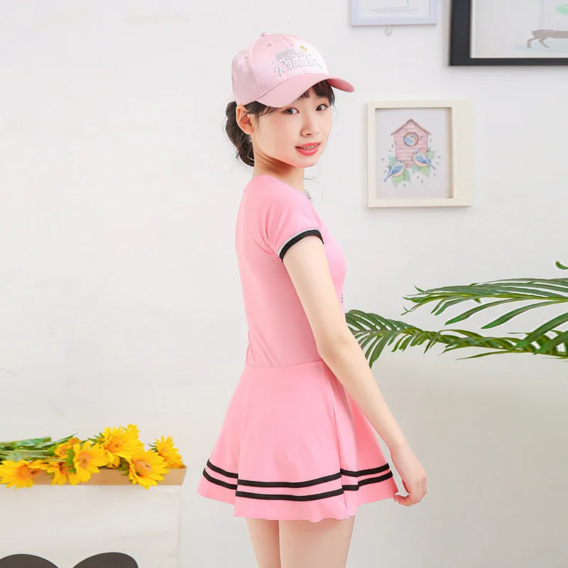 

2021 Summer New Slim Short-sleeved Swimsuit Girls Baby One-piece Sports Swimwear