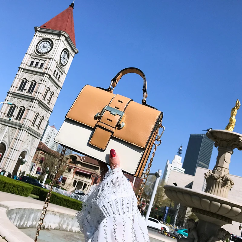 Маленькая женская сумка новинка 2019 мессенджер на одно плечо модная