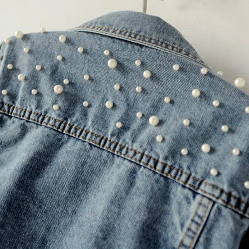 

Autumn and winter new beaded denim jacket women wild pearl loose casual jacket European and American style wild jacket women