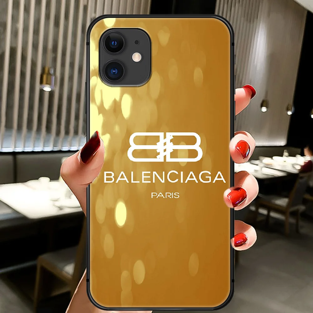 

Luxury Brand French Phone Case Cover Hull For IPhone 5 5s se 2 6 6s 7 8 12 Mini Plus X XS XR 11 PRO MAX black Funda 3D Prime