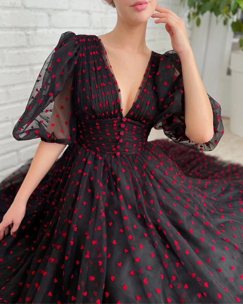 

Black Heart Tulle Prom Dresses Women 2022 V-Neck Half Puff Sleeves Ruched Wedding Party Big Swing Dress Long A-Line Prom Gowns