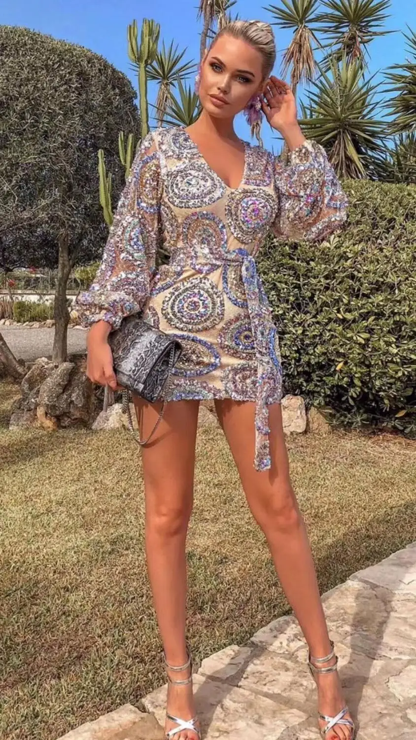 Высококачественное яркое платье с длинным рукавом и V-образным вырезом длинное