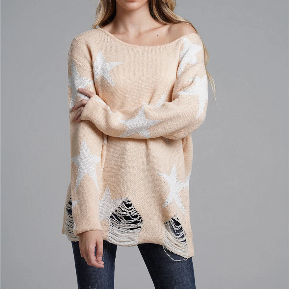 Трикотажный пуловер с открытым плечом свободный длинными рукавами со звездами