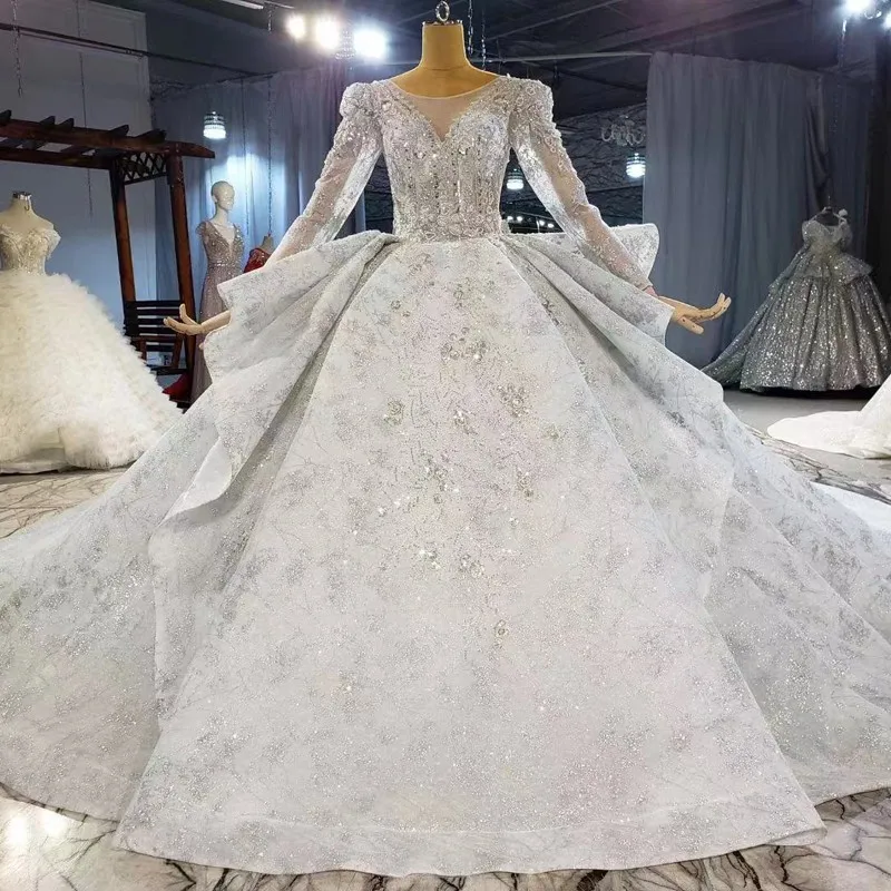 

New Designer Wedding Gown Gray Bridal Gown Luxurious Crystals Puffy Ball Gown Lace Appliques Bridal Dresses Two Styles Can Show