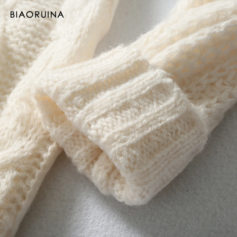 BIAORUINA Women's Beige Loose Single Breasted Winding Knit Cardigans Female Keep Warm Vintage V-neck Oversized Sweater |