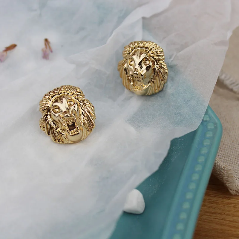 Металлические серьги гвоздики в стиле ретро с изображением Льва|Серьги-гвоздики|
